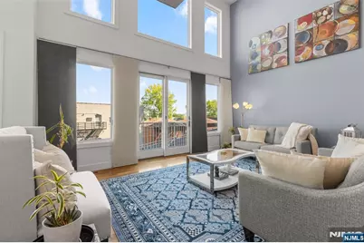 7 Oakdene Terrace 7 #7, Edgewater, NJ 07020 - Photo 2