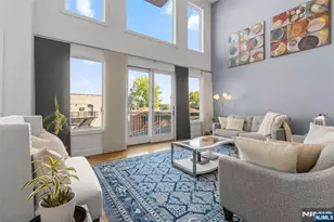 7 Oakdene Terrace 7, Edgewater, NJ 07020 - Photo 2