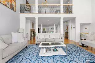 7 Oakdene Terrace 7, Edgewater, NJ 07020 - Photo 4