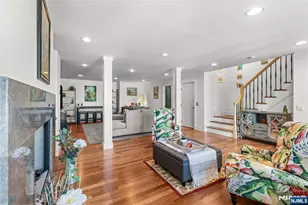 7 Oakdene Terrace 7, Edgewater, NJ 07020 - Photo 6