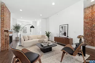 252 Mt Pleasant Ave, Newark, NJ 07104 - Photo 2