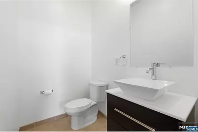 252 Mt Pleasant Avenue, Newark, NJ 07104 - Photo 10