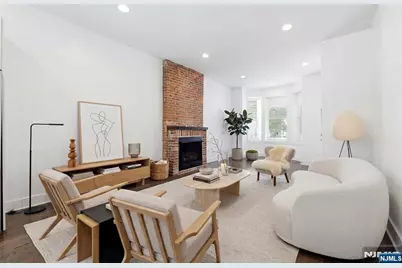 252 Mt Pleasant Avenue, Newark, NJ 07104 - Photo 4