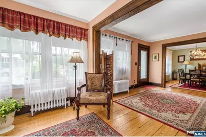217 Mountain Way, Rutherford, NJ 07070 - Photo 6