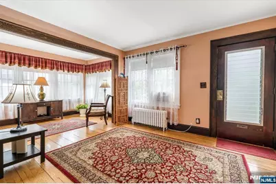 217 Mountain Way, Rutherford, NJ 07070 - Photo 4