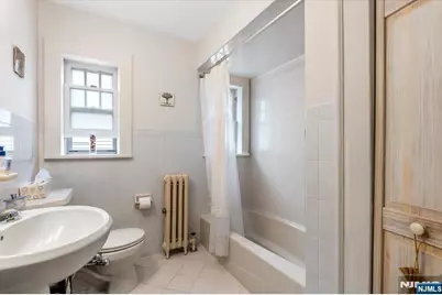217 Mountain Way, Rutherford, NJ 07070 - Photo 20