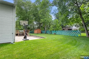 211 Park Ave, Emerson, NJ 07630 - Photo 22