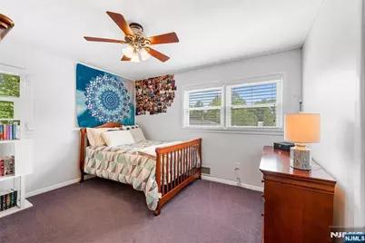 211 Park Avenue, Emerson, NJ 07630 - Photo 20