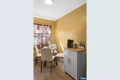 174 Clay Street 1 #1, Hackensack, NJ 07601 - Photo 8