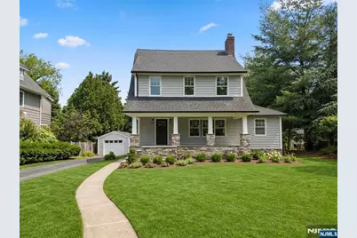 613 Hillcrest Road, Ridgewood, NJ 07450 - Photo 1