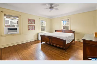 540 Highridge Avenue, Cliffside Park, NJ 07010 - Photo 6