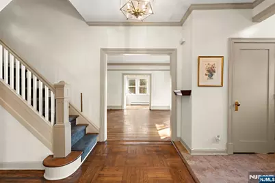 540 Highridge Avenue, Cliffside Park, NJ 07010 - Photo 12