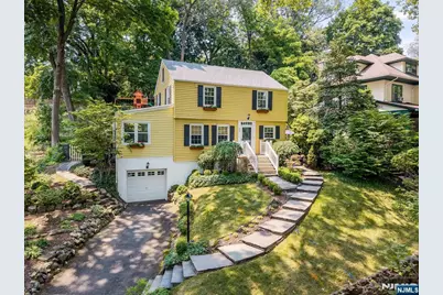 60 Clinton Road, Glen Ridge, NJ 07028 - Photo 2