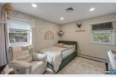 44 Pavonia Avenue, Emerson, NJ 07630 - Photo 28