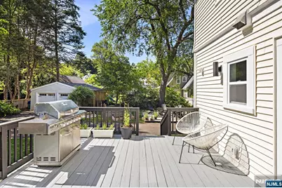 42 Forest Road, Glen Rock, NJ 07452 - Photo 18