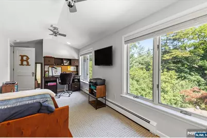 508 Summit Avenue, Oradell, NJ 07649 - Photo 36