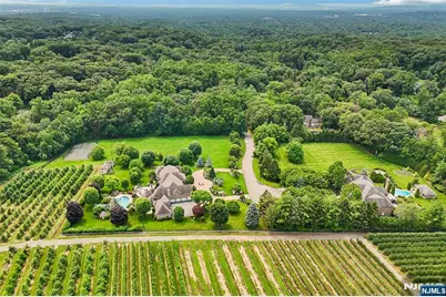 4 Justin Court, Saddle River, NJ 07458 - Photo 4