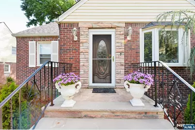 56 Dohrman Avenue, Teaneck Township, NJ 07666 - Photo 4