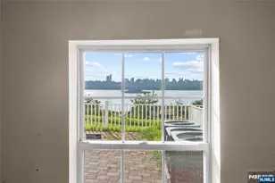 10 Bergen Ridge Rd, North Bergen, NJ 07047 - Photo 18