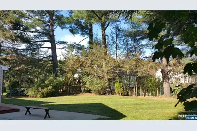 239 Mulberry Place, Ridgewood, NJ 07450 - Photo 4