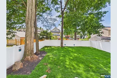 64 Graham Place, Teaneck Township, NJ 07666 - Photo 30