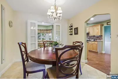 292 Gorden Drive, Paramus, NJ 07652 - Photo 24