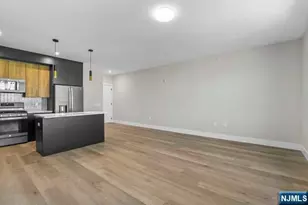 2021 Jones Road 204, Fort Lee, NJ 07024 - Photo 2