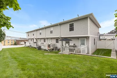 472 Macarthur Avenue 5 #5, Garfield, NJ 07026 - Photo 26