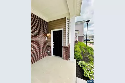 32 Harvest Way, Little Falls Township, NJ 07424 - Photo 2
