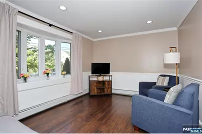 369 Sussex Road, Wood Ridge, NJ 07075 - Photo 8