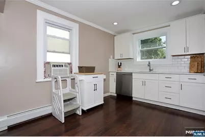 369 Sussex Road, Wood Ridge, NJ 07075 - Photo 14