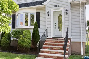 369 Sussex Rd, Wood Ridge, NJ 07075 - Photo 2