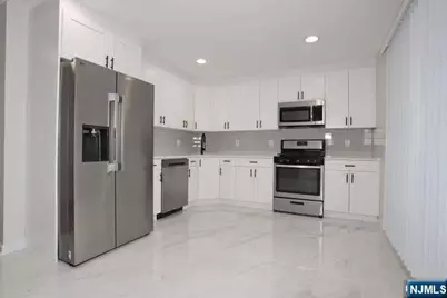 90 Elm Street, Allendale, NJ 07401 - Photo 6
