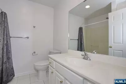 90 Elm Street, Allendale, NJ 07401 - Photo 18