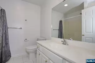 90 Elm St, Allendale, NJ 07401 - Photo 18