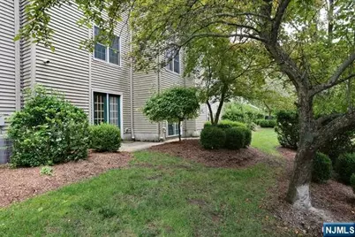 90 Elm Street, Allendale, NJ 07401 - Photo 24