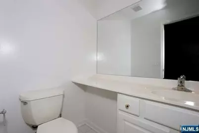 90 Elm Street, Allendale, NJ 07401 - Photo 10