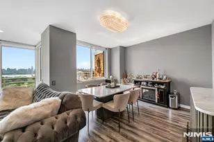 916 Hudson Park, Edgewater, NJ 07020 - Photo 8