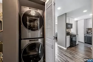 916 Hudson Park, Edgewater, NJ 07020 - Photo 30
