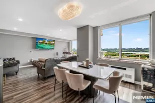 916 Hudson Park, Edgewater, NJ 07020 - Photo 10