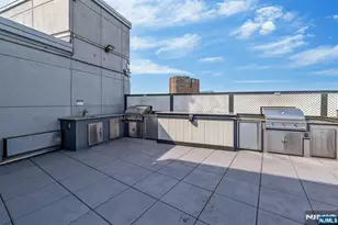 916 Hudson Park, Edgewater, NJ 07020 - Photo 38