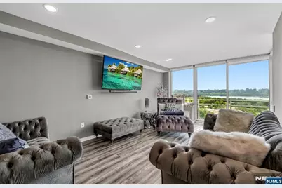 916 Hudson Park, Edgewater, NJ 07020 - Photo 4