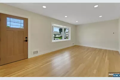 300 John Ochs Drive, Saddle Brook Township, NJ 07663 - Photo 18