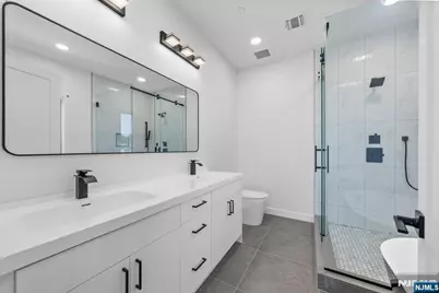 793 Inwood Terrace, Cliffside Park, NJ 07010 - Photo 12