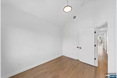 793 Inwood Terrace, Cliffside Park, NJ 07010 - Photo 16