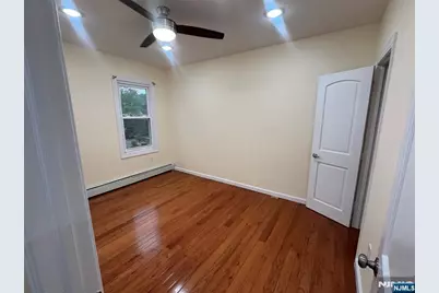 255 Lafayette Place 3E #3E, Englewood, NJ 07631 - Photo 2