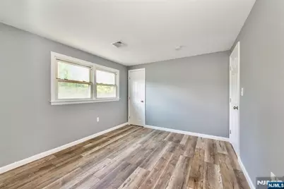 108 Woodrow Avenue, Woodland Park, NJ 07424 - Photo 6