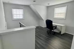 104 Palsa Ave, Elmwood Park, NJ 07407 - Photo 8