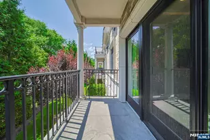 35 Marquis 35, Edgewater, NJ 07020 - Photo 24