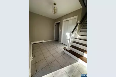 48 Lynn Court, Bogota, NJ 07603 - Photo 2
